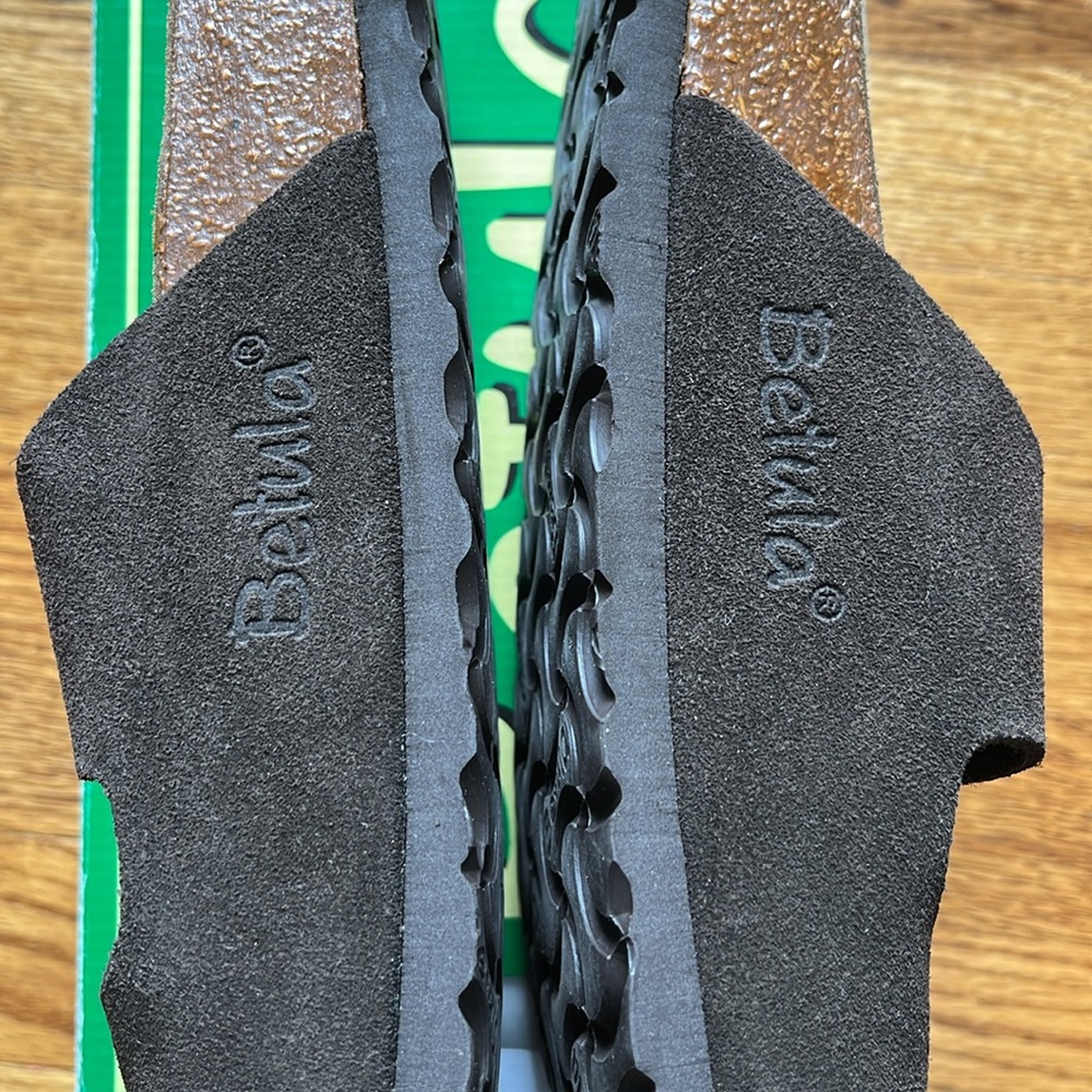 🌿Betula by Birkenstock Unisex Suede Sandals NIB - Picture 2 of 12